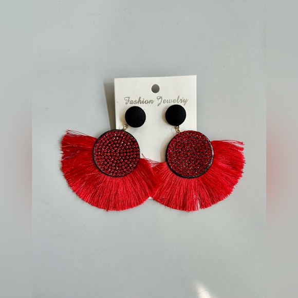 RED BOHEMIAN RHINESTONE BEADED THREADED TASSEL DROP EARRINGS - Picture 4 of 4